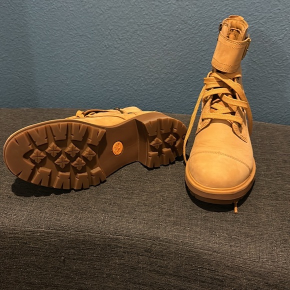 Timberland Shoes - Women’s Timberland boots